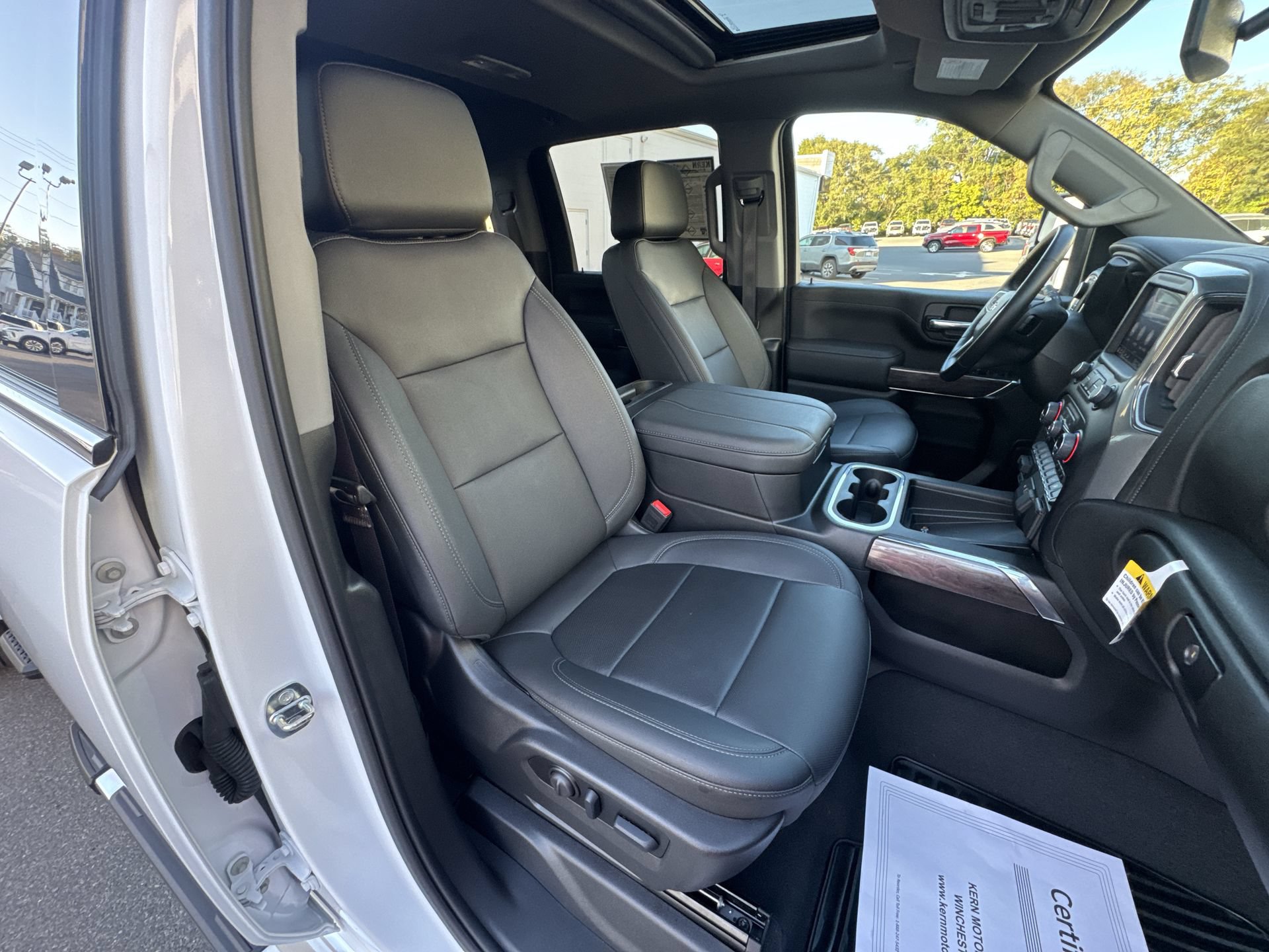 Certified 2023 Chevrolet Silverado 3500 LTZ w/ LTZ Convenience Package AWD/4WD image 25