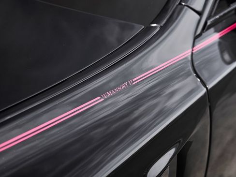 Used 2023 Rolls-Royce Phantom Sedan RWD image 11