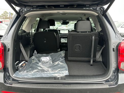 New 2025 Hyundai Palisade SEL image 15