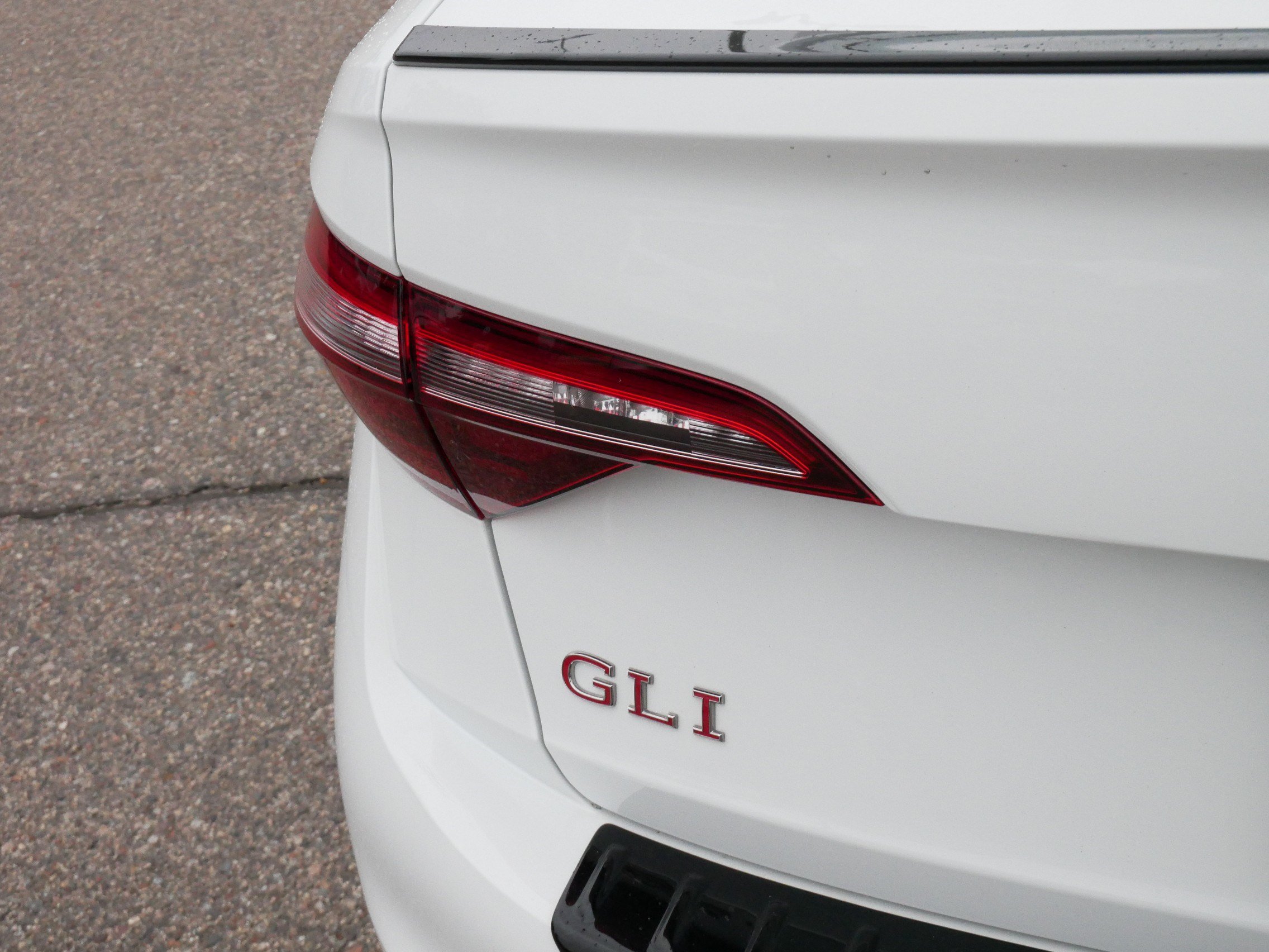 Used 2024 Volkswagen Jetta GLI 40th Anniversary Edition FWD image 17