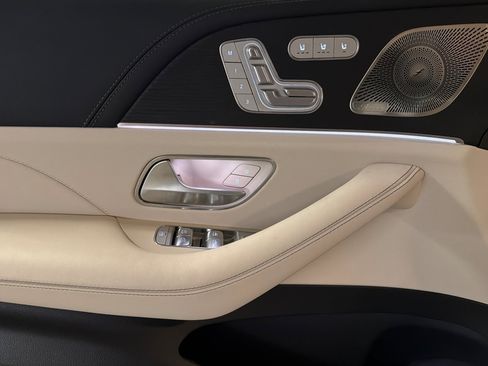 New 2026 Mercedes-Benz GLS 63 AMG 4MATIC image 10