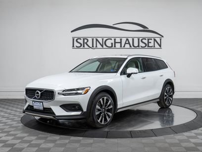 Used 2020 Volvo V60 T5 Cross Country