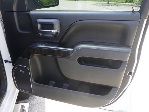 Used 2016 GMC Sierra 1500 Denali w/ Enhanced Driver Alert Package AWD/4WD image 14