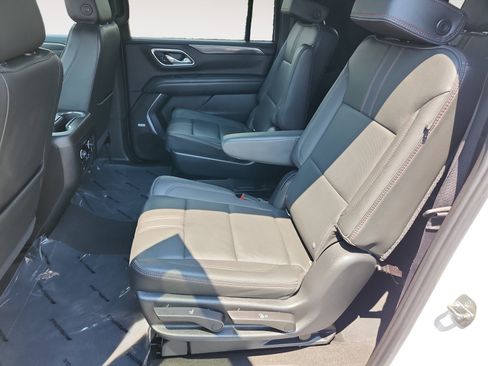 Used 2021 Chevrolet Suburban RST w/ Luxury Package AWD/4WD image 13