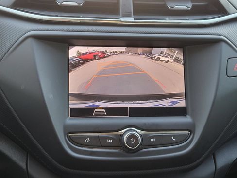 Used 2023 Chevrolet TrailBlazer LS FWD image 21