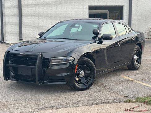 Used 2018 Dodge Charger Police w/ Fleet Safety Group image 2