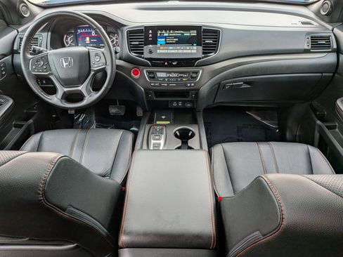Certified 2024 Honda Passport TrailSport image 24