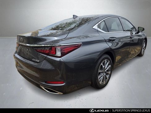 Used 2025 Lexus ES 350 image 3