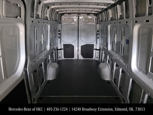 New 2025 Mercedes-Benz Sprinter 2500 image 16