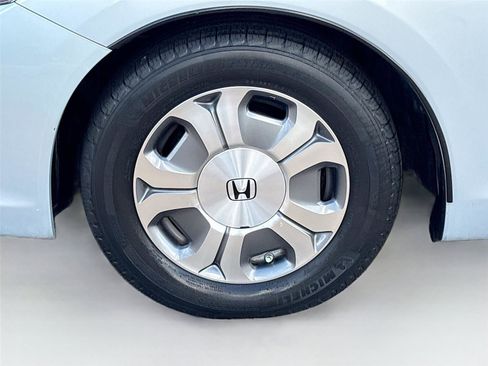 Used 2012 Honda Civic Hybrid Sedan image 27