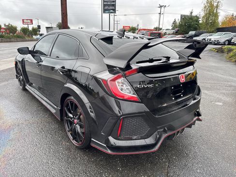Used 2019 Honda Civic Type R image 3