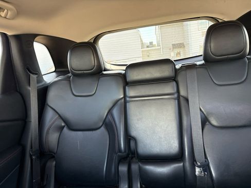 Used 2016 Jeep Cherokee Trailhawk w/ Leather Interior Group AWD/4WD image 10