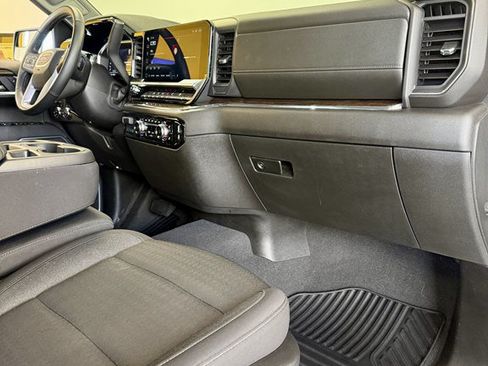 Used 2023 GMC Sierra 1500 Elevation AWD/4WD image 12