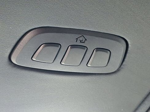 Used 2023 Ford Bronco Wildtrak image 26