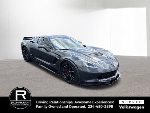 Used 2019 Chevrolet Corvette Z06 RWD image 2