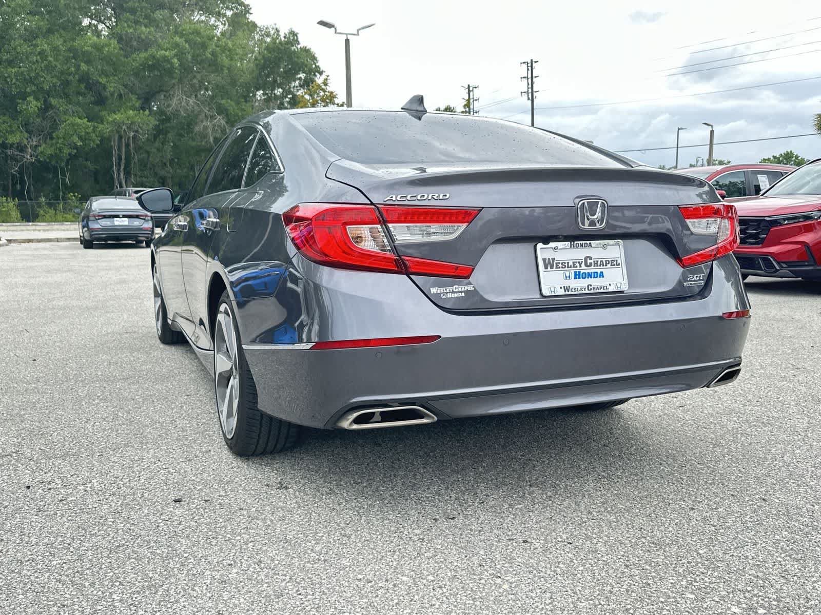 Used 2020 Honda Accord Touring image 4