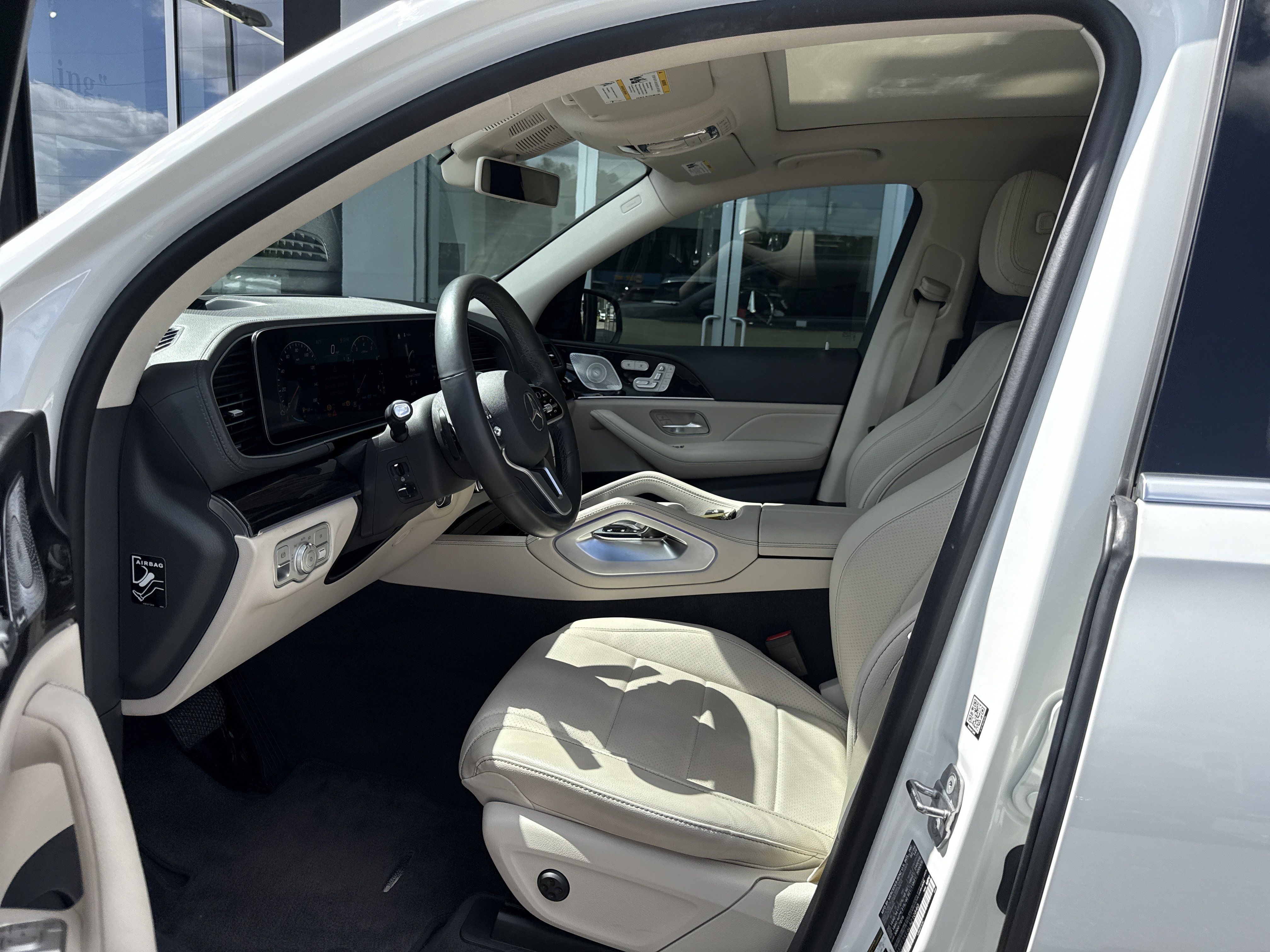 Used 2020 Mercedes-Benz GLS 450 4MATIC image 11