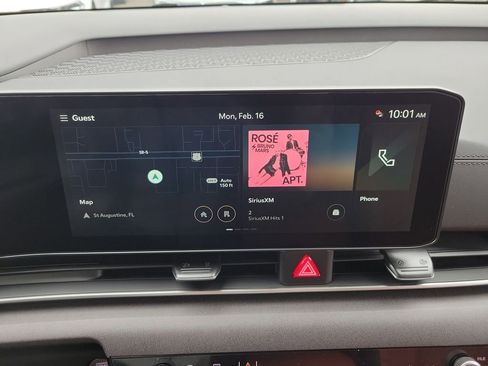New 2026 Kia Carnival EX FWD image 31
