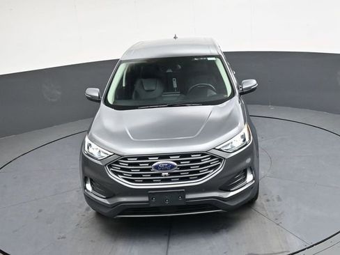 Used 2022 Ford Edge Titanium w/ Equipment Group 301A image 34