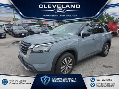 Used 2024 Nissan Pathfinder SL
