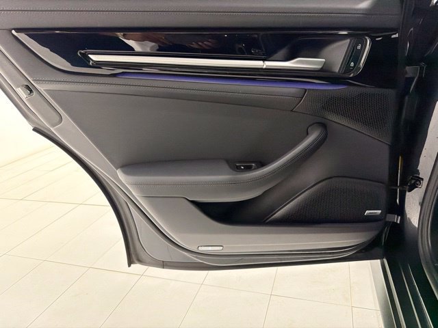 Used 2024 Porsche Panamera RWD image 15