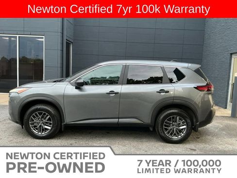 Used 2023 Nissan Rogue S FWD image 3