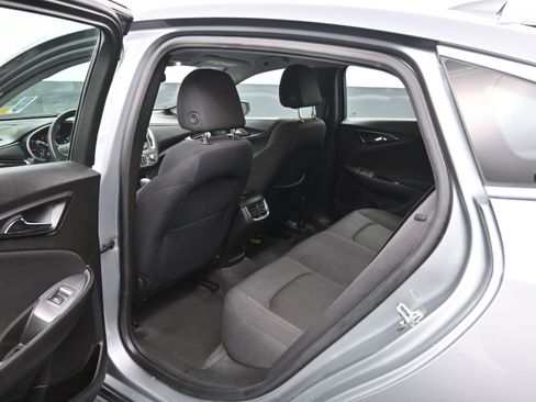 Used 2024 Chevrolet Malibu LT image 22