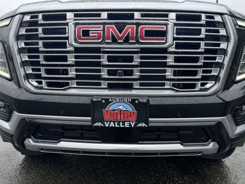 New 2026 GMC Yukon XL Denali w/ Sun & Power Step Package AWD/4WD image 32