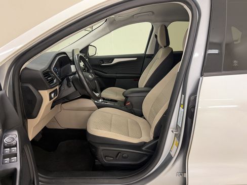 Used 2022 Ford Escape SE w/ Convenience Package FWD image 29