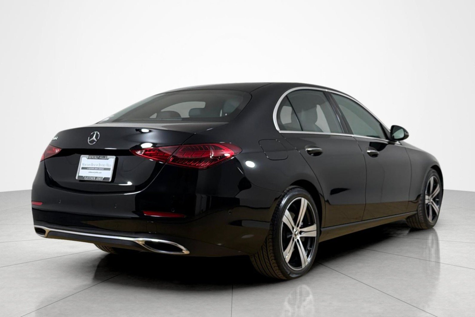 Used 2024 Mercedes-Benz C 300 Sedan image 5