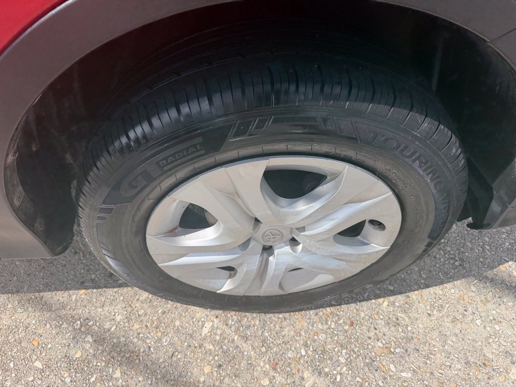 Used 2014 Toyota RAV4 LE FWD image 21