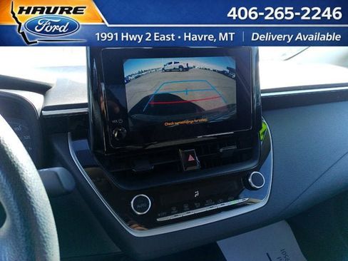 Used 2024 Toyota Corolla LE FWD image 11