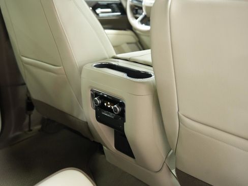 New 2026 GMC Yukon XL Denali image 14