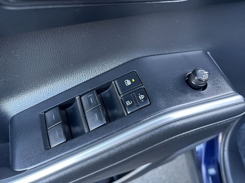 Used 2021 Toyota Highlander XSE AWD/4WD image 8