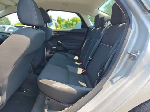 Used 2012 Ford Focus S image 12