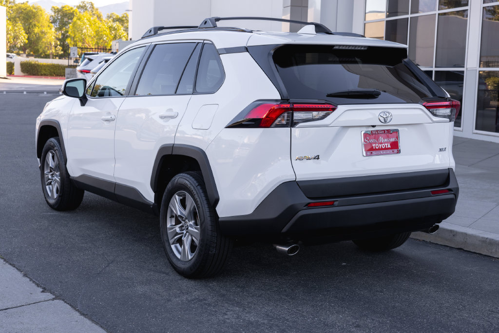 Certified 2024 Toyota RAV4 XLE w/ Convenience Package FWD image 7