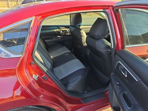 Used 2016 Nissan Altima 2.5 SR image 6