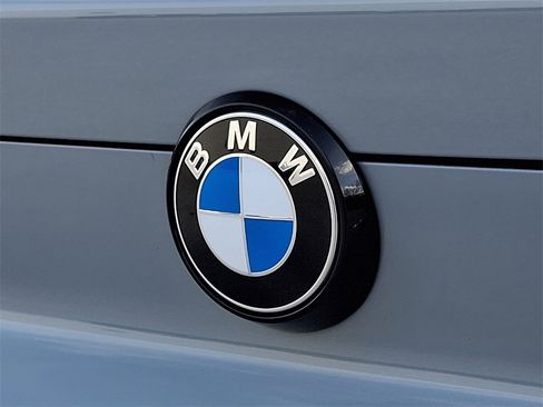 Certified 2024 BMW X6 xDrive40i w/ Executive Package image 33