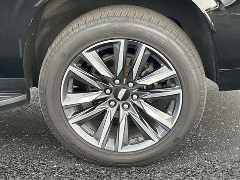 Used 2021 Cadillac Escalade ESV Sport Platinum AWD/4WD image 11