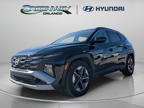 Used 2025 Hyundai Tucson SEL FWD image 4