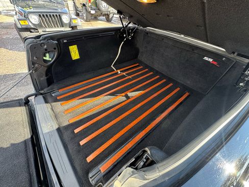 Used 2004 Chevrolet SSR w/ Preferred Equipment Group image 28