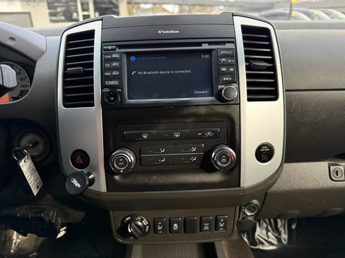 Used 2014 Nissan Xterra PRO-4X w/ Nevada Tow Package image 30