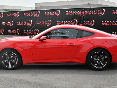 Used 2024 Ford Mustang Premium RWD image 4