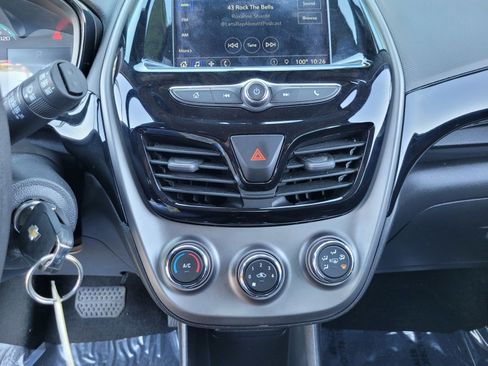 Used 2022 Chevrolet Spark LT FWD image 17