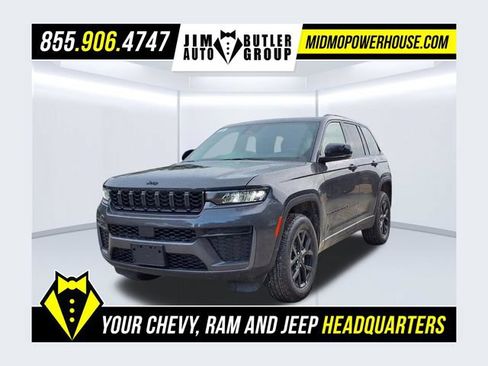 New 2026 Jeep Grand Cherokee Altitude AWD/4WD image 1