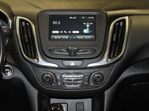 Used 2018 Chevrolet Equinox LT AWD/4WD image 15