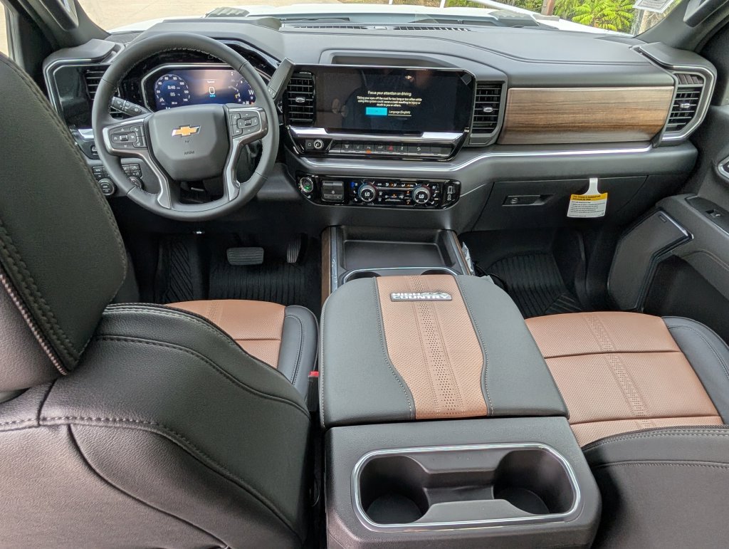 New 2026 Chevrolet Silverado 2500 High Country w/ High Country Premium Package AWD/4WD image 5