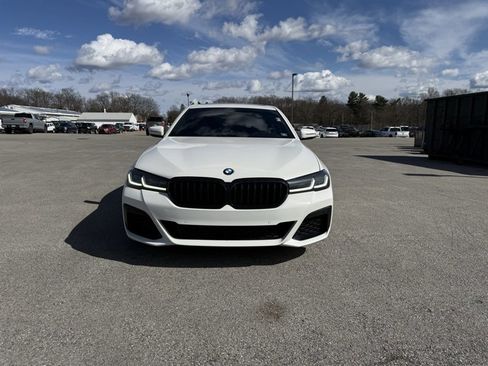 Used 2022 BMW M550i xDrive w/ Shadowloine Package image 2