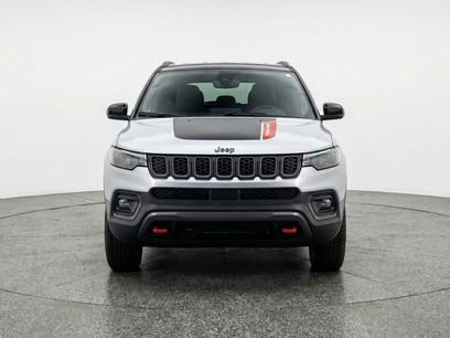 Used 2025 Jeep Compass Trailhawk
