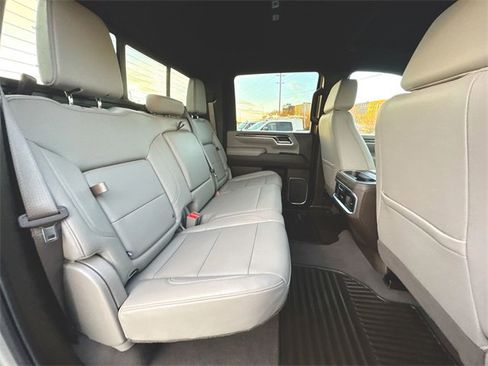 Used 2025 Chevrolet Silverado 2500 LTZ w/ LTZ Premium Package image 27